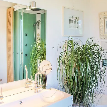 Appartamento Three-bedroom In Monterciano -an- Montignano